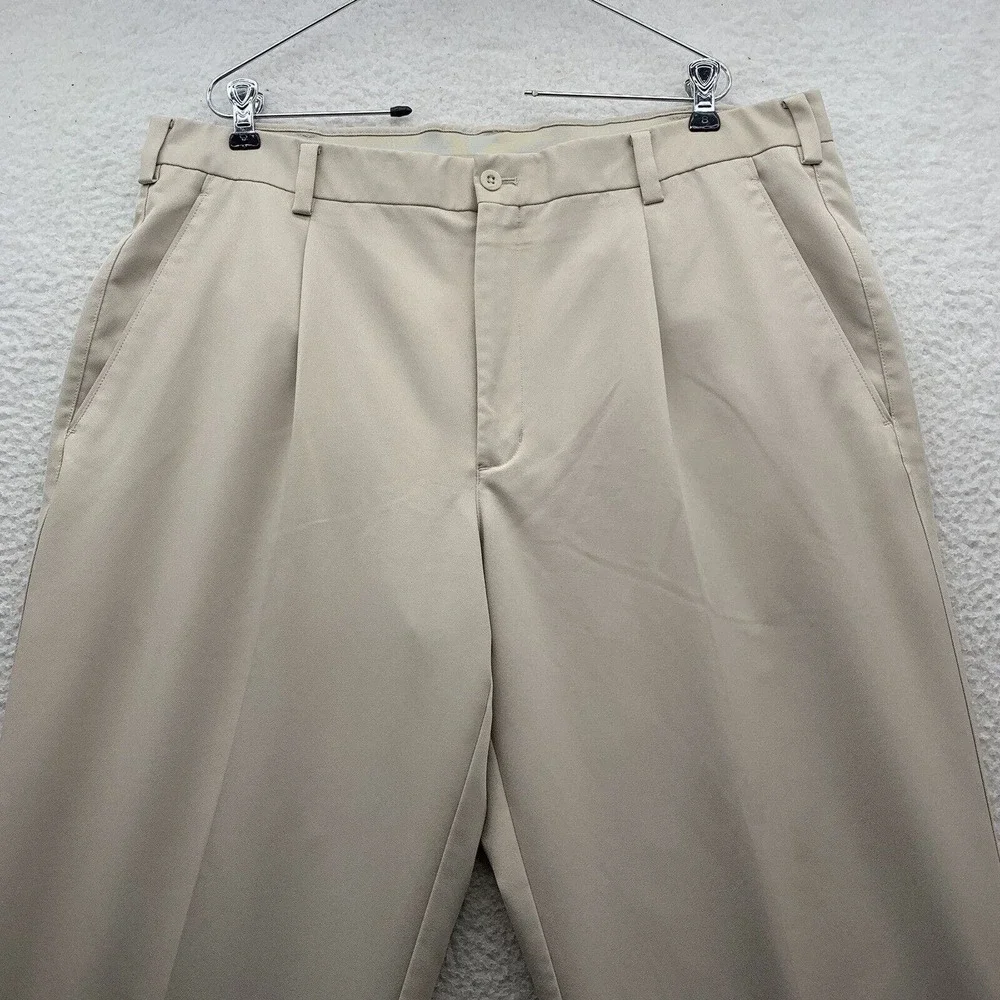 Nike Golf Chino Pants‎ Mens 38x32 Mid Rise Pleated Khaki Sports Dry Wicking Dad